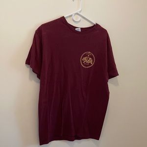 Men’s Large Burgandy T-shirt
